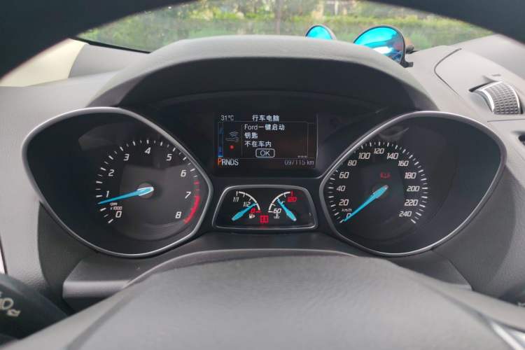 Used Ford Kuga 2015 2.0L GTDi Four-Wheel-Drive Sport Model Instrument Cluster