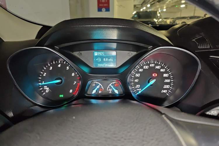 Used Ford Kuga 2015 1.5L GTDi Two-Wheel Drive Fashion Edition Instrument Cluster