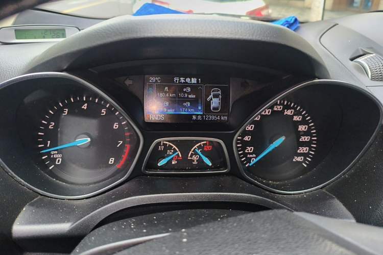 Used Ford Kuga 2015 2.0L GTDi Four-Wheel Drive Elite Model Instrument Cluster