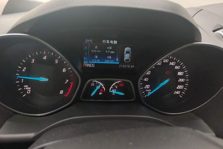 Used Ford Kuga 2015 2.0L GTDi Four-Wheel Drive Elite Model Instrument Cluster