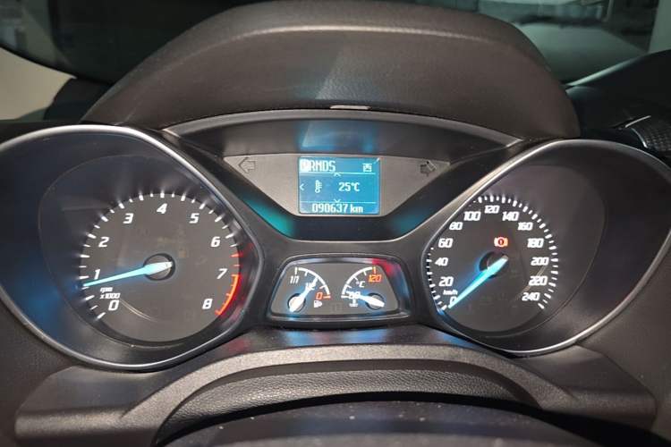 Used Ford Kuga 2015 1.5L GTDi Two-Wheel Drive Fashion Edition Instrument Cluster