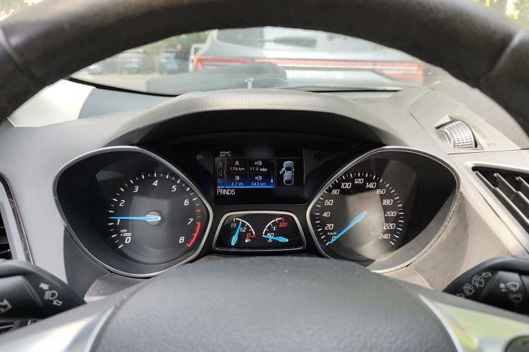 Used Ford Kuga 2015 2.0L GTDi Four-Wheel Drive Elite Model Instrument Cluster