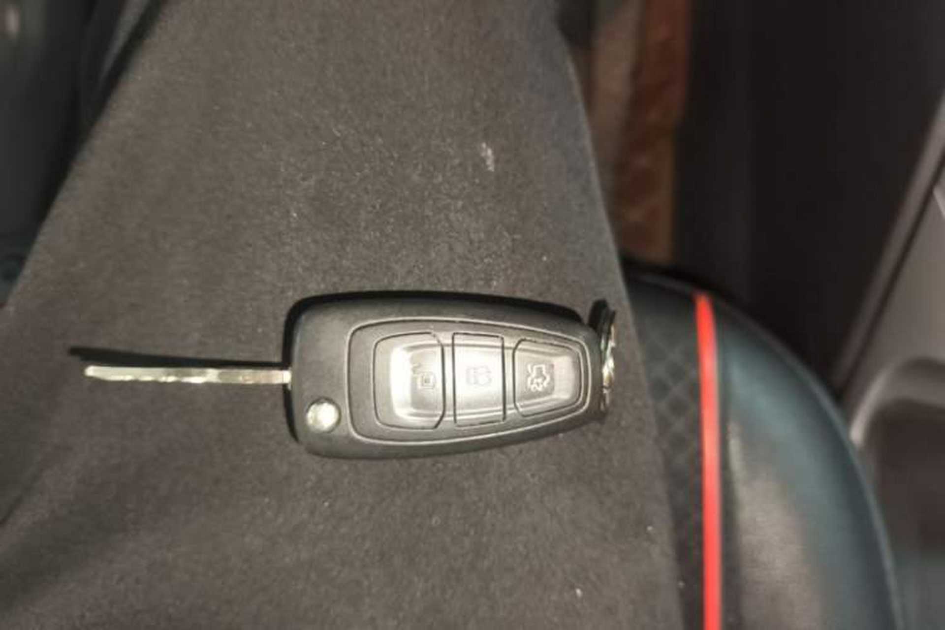 Used Ford Kuga 2015 1.5L GTDi Two-Wheel-Drive Comfort Model Interior 1