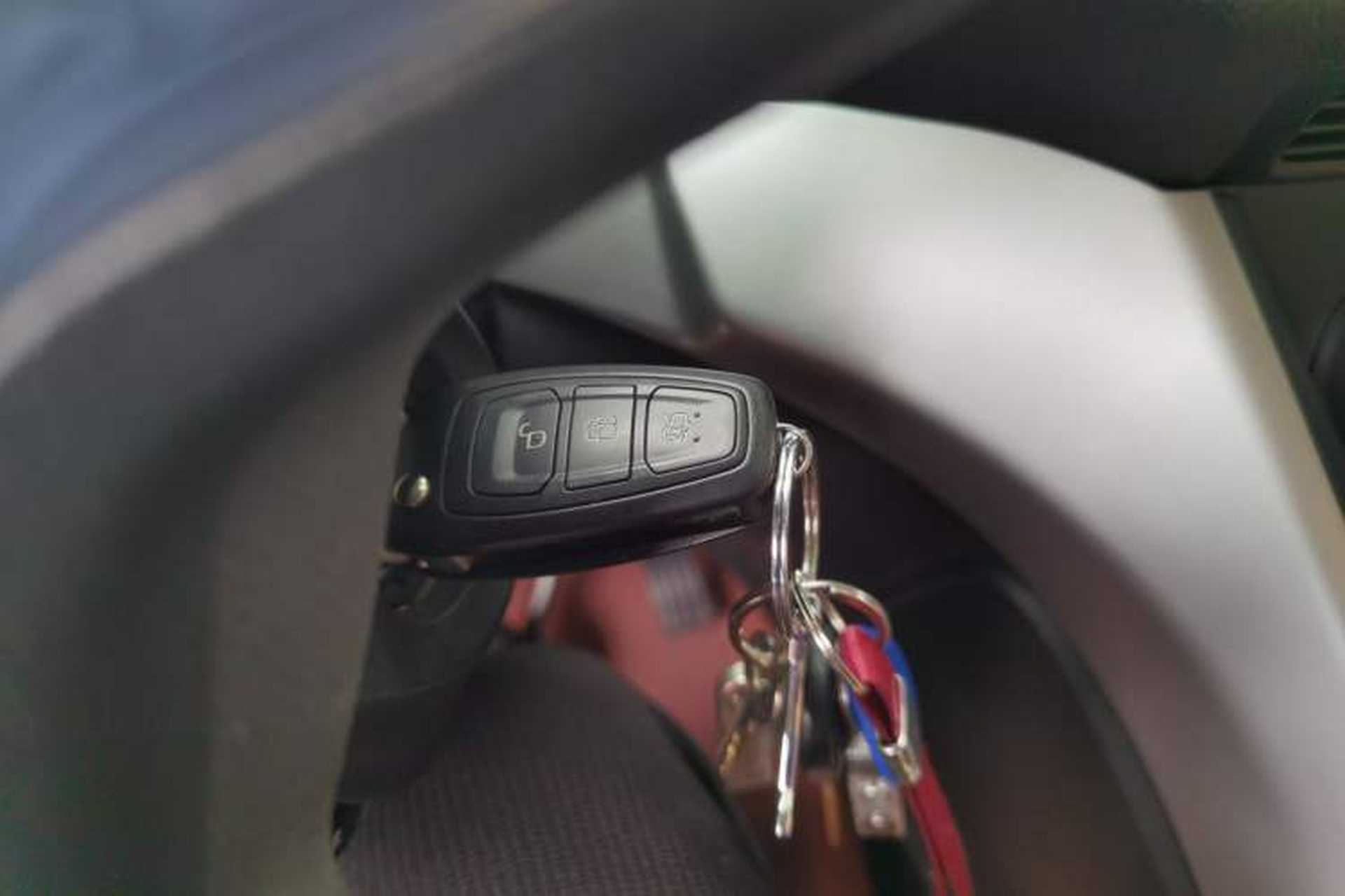 Used Ford Kuga 2015 1.5L GTDi Two-Wheel-Drive Comfort Model Interior 1