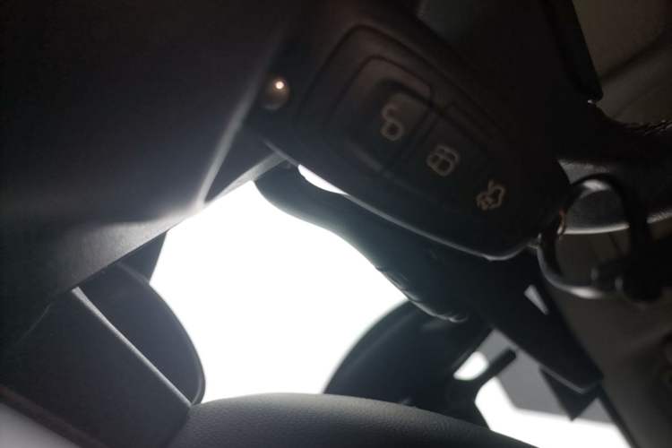Used Ford Kuga 2015 1.5L GTDi Two-Wheel Drive Fashion Edition Interior 1