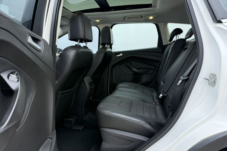 Used Ford Kuga 2015 1.5L GTDi Two-Wheel Drive Fashion Edition Interior 1