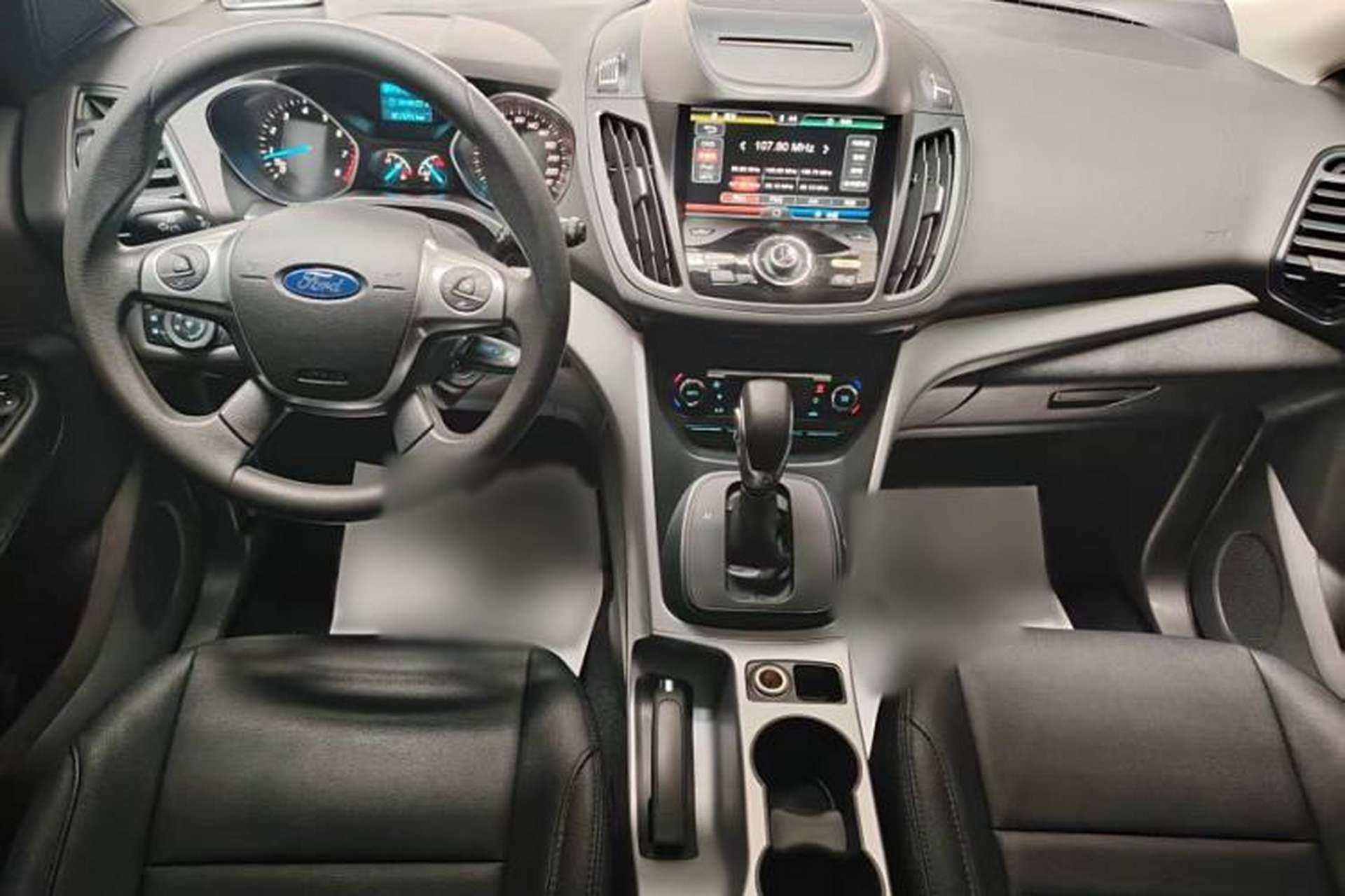 Used Ford Kuga 2015 1.5L GTDi Two-Wheel-Drive Comfort Model Interior 1