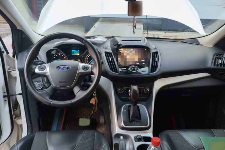 Used Ford Kuga 2015 1.5L GTDi Two-Wheel Drive Fashion Edition Interior 2