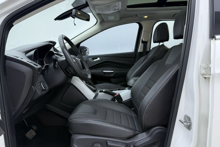 Used Ford Kuga 2015 1.5L GTDi Two-Wheel Drive Fashion Edition Interior 2