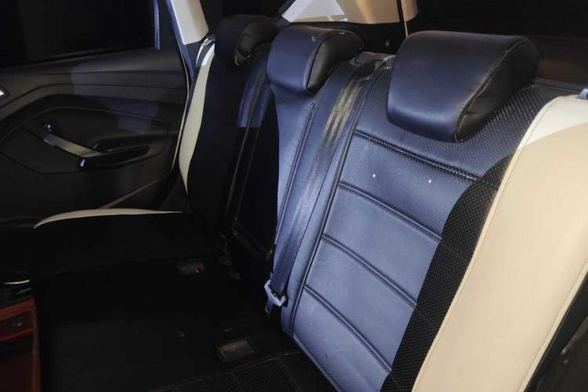 Used Ford Kuga 2015 2.0L GTDi Four-Wheel Drive Elite Model Interior 4