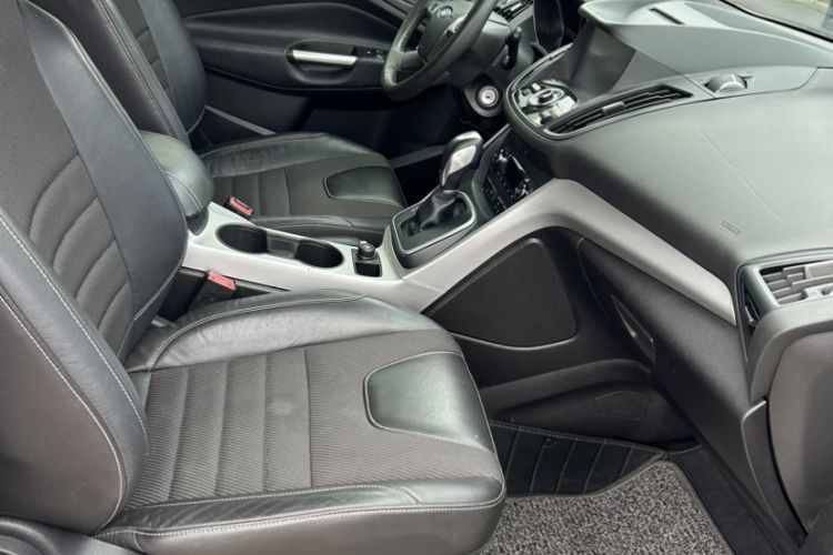 Used Ford Kuga 2015 1.5L GTDi Two-Wheel Drive Fashion Edition Interior 6