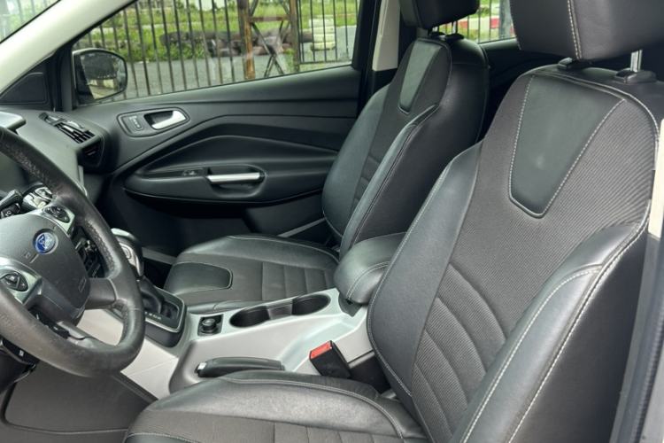 Used Ford Kuga 2015 1.5L GTDi Two-Wheel Drive Fashion Edition Interior 7