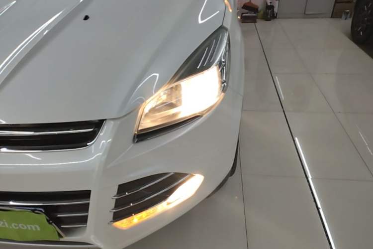 Used Ford Kuga 2015 1.5L GTDi Two-Wheel Drive Fashion Edition Left Front Headlight
