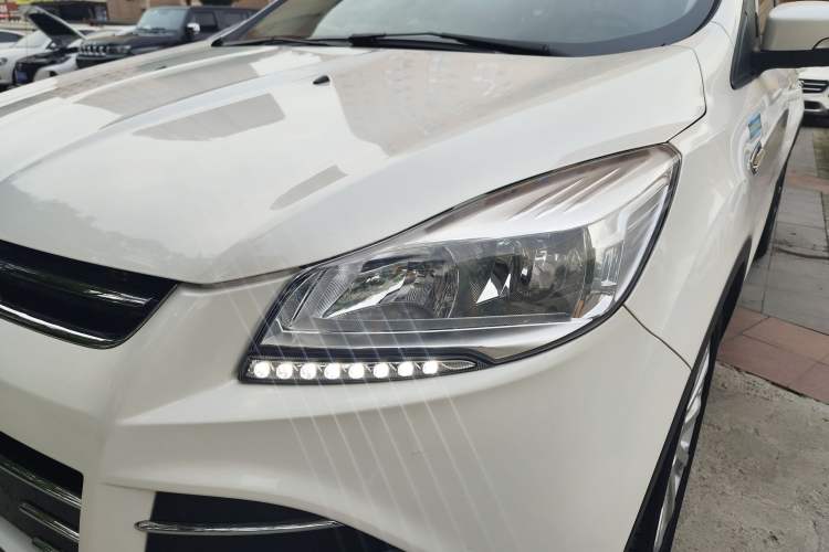Used Ford Kuga 2015 1.5L GTDi Two-Wheel Drive Fashion Edition Left Front Headlight