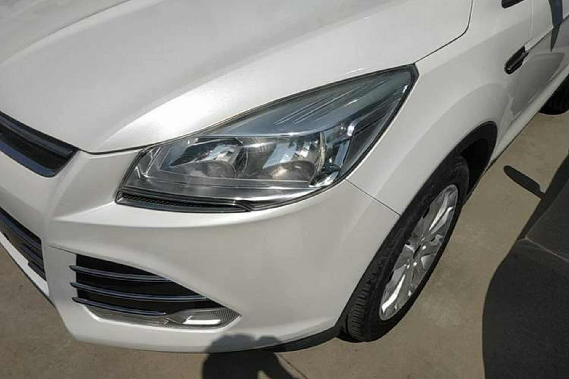 Used Ford Kuga 2015 1.5L GTDi Four-Wheel-Drive Elite Model Left Front Headlight