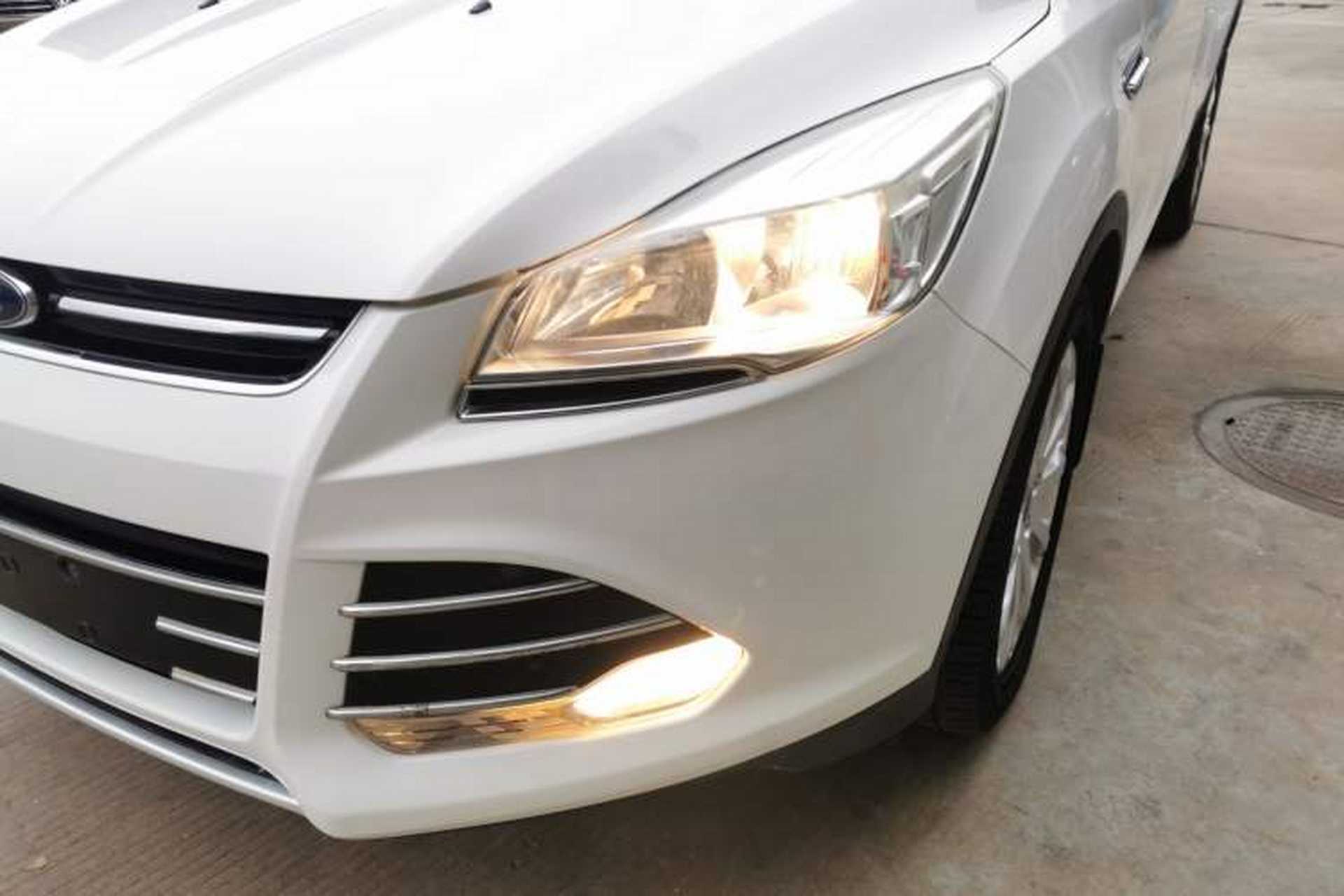 Used Ford Kuga 2015 1.5L GTDi Two-Wheel-Drive Comfort Model Left Front Headlight
