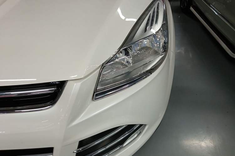 Used Ford Kuga 2015 1.5L GTDi Two-Wheel Drive Fashion Edition Left Front Headlight