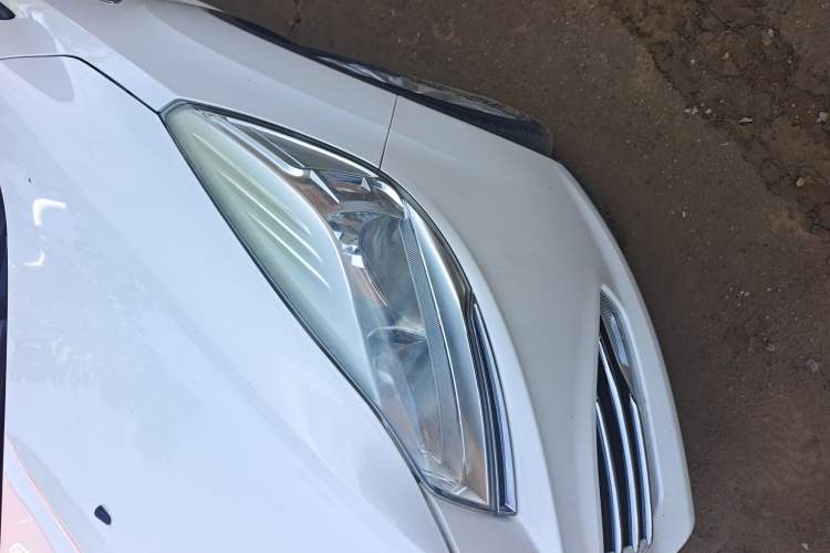 Used Ford Kuga 2015 2.0L GTDi Four-Wheel Drive Elite Model Left Front Headlight