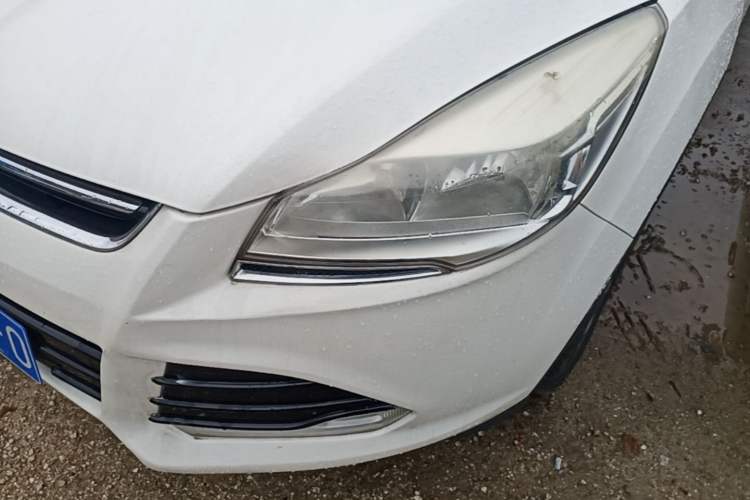 Used Ford Kuga 2015 1.5L GTDi Two-Wheel-Drive Comfort Model Left Front Headlight