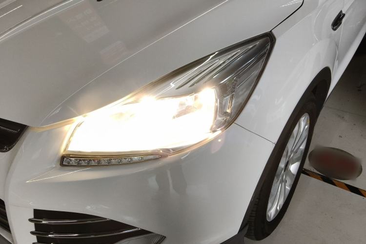 Used Ford Kuga 2015 1.5L GTDi Two-Wheel Drive Fashion Edition Left Front Headlight
