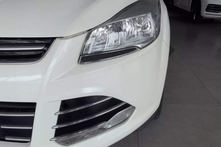 Used Ford Kuga 2015 1.5L GTDi Four-Wheel-Drive Elite Model Left Front Headlight