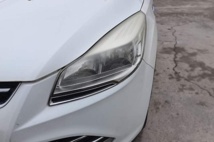 Used Ford Kuga 2015 1.5L GTDi Two-Wheel Drive Fashion Edition Left Front Headlight