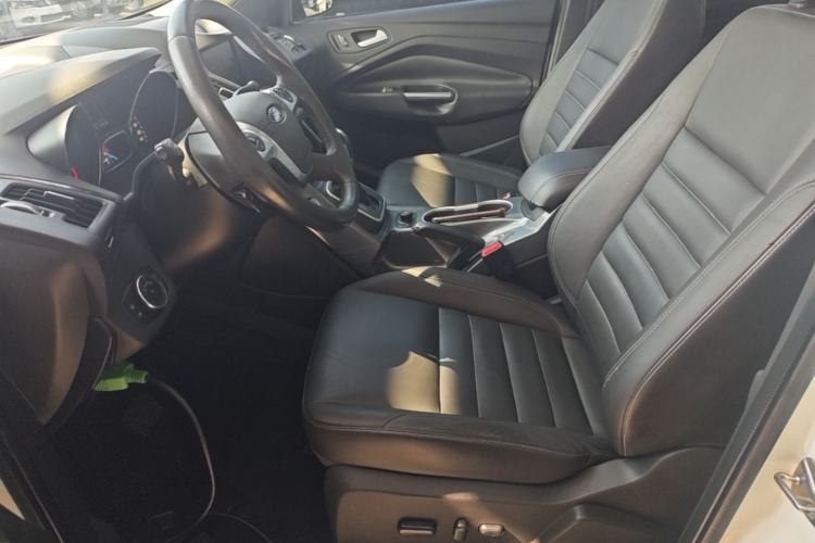 Used Ford Kuga 2015 2.0L GTDi Four-Wheel Drive Prestige Model Left Front Seat