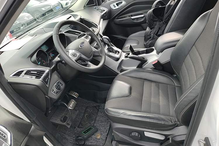 Used Ford Kuga 2015 1.5L GTDi Two-Wheel Drive Fashion Edition Left Front Seat