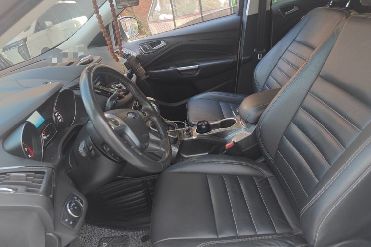 Used Ford Kuga 2015 2.0L GTDi Four-Wheel Drive Prestige Model Left Front Seat