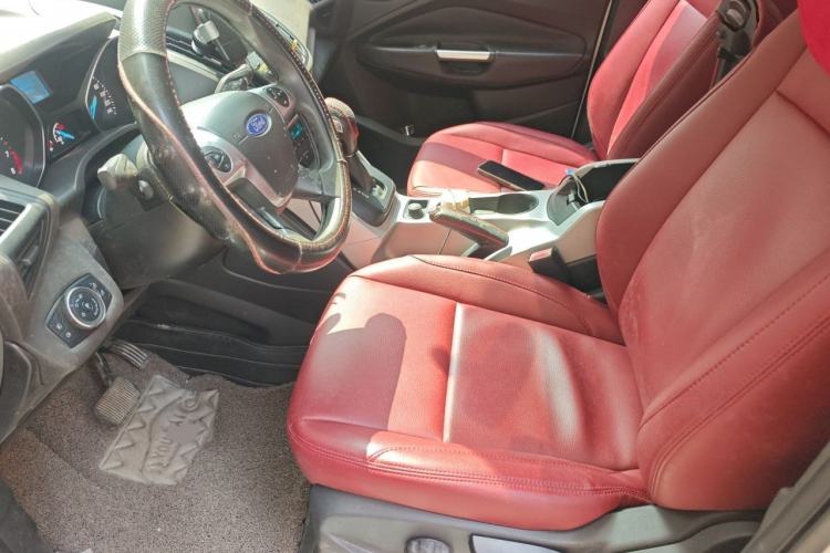 Used Ford Kuga 2015 1.5L GTDi Two-Wheel-Drive Comfort Model Left Front Seat