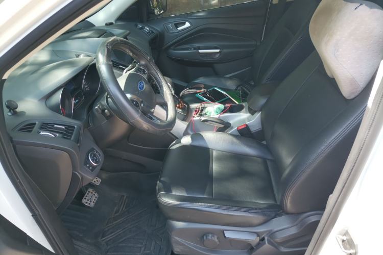 Used Ford Kuga 2015 1.5L GTDi Two-Wheel-Drive Comfort Model Left Front Seat