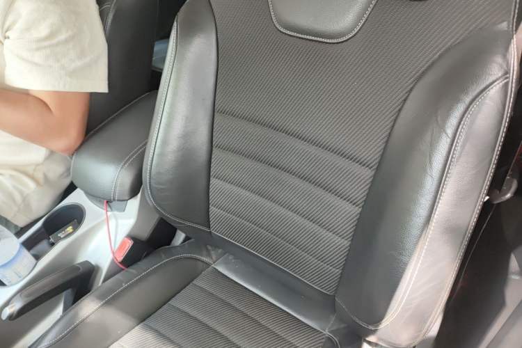 Used Ford Kuga 2015 1.5L GTDi Two-Wheel Drive Fashion Edition Left Front Seat