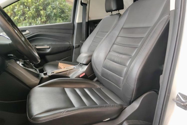 Used Ford Kuga 2015 2.0L GTDi Four-Wheel Drive Prestige Model Left Front Seat