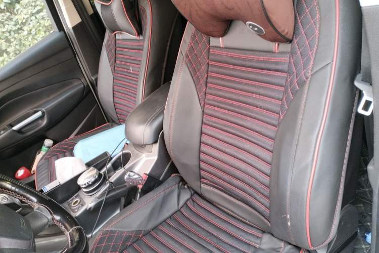 Used Ford Kuga 2015 1.5L GTDi Four-Wheel-Drive Elite Model Left Front Seat