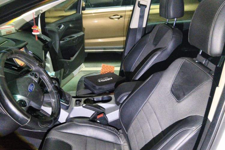 Used Ford Kuga 2015 1.5L GTDi Two-Wheel Drive Fashion Edition Left Front Seat