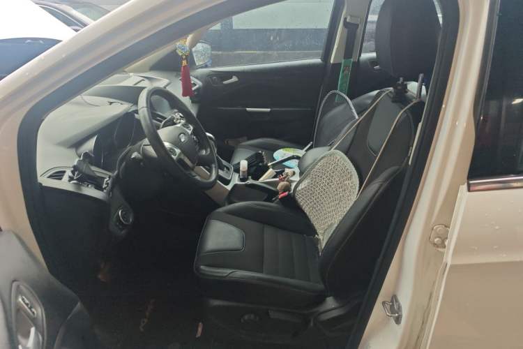 Used Ford Kuga 2015 1.5L GTDi Two-Wheel Drive Fashion Edition Left Front Seat
