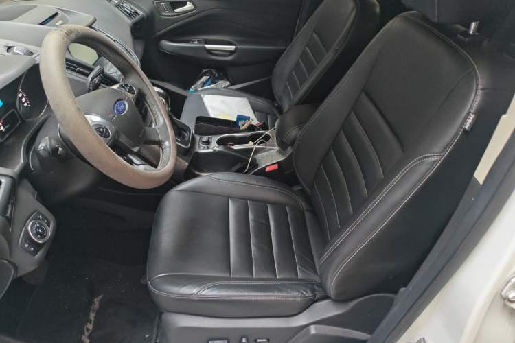 Used Ford Kuga 2015 2.0L GTDi Four-Wheel Drive Elite Model Left Front Seat