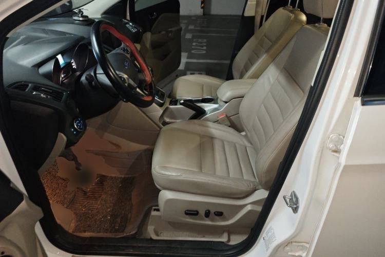 Used Ford Kuga 2015 1.5L GTDi Four-Wheel-Drive Elite Model Left Front Seat