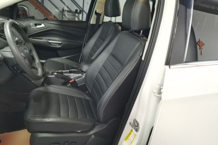 Used Ford Kuga 2015 2.0L GTDi Four-Wheel Drive Elite Model Left Front Seat