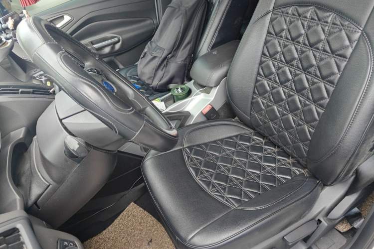 Used Ford Kuga 2015 1.5L GTDi Two-Wheel-Drive Comfort Model Left Front Seat