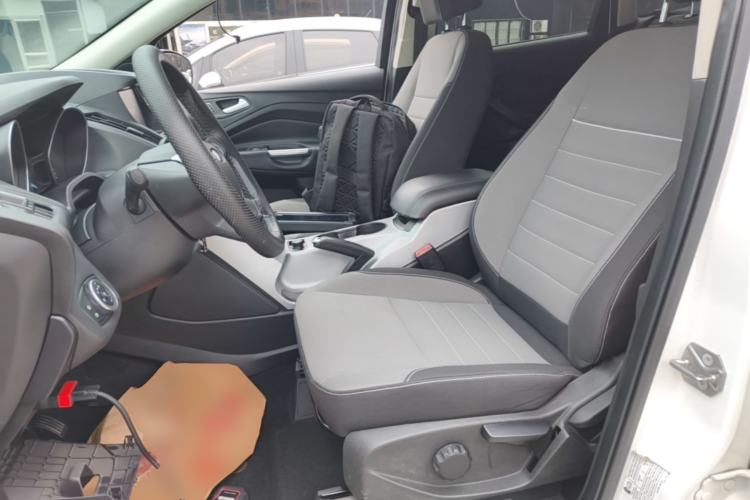 Used Ford Kuga 2015 1.5L GTDi Two-Wheel-Drive Comfort Model Left Front Seat