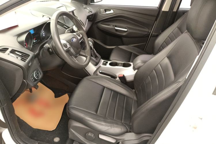 Used Ford Kuga 2015 1.5L GTDi Two-Wheel-Drive Comfort Model Left Front Seat