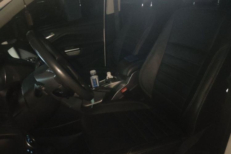 Used Ford Kuga 2015 2.0L GTDi Four-Wheel Drive Prestige Model Left Front Seat