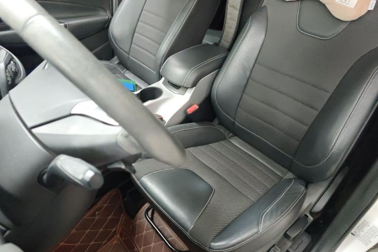 Used Ford Kuga 2015 1.5L GTDi Two-Wheel Drive Fashion Edition Left Front Seat