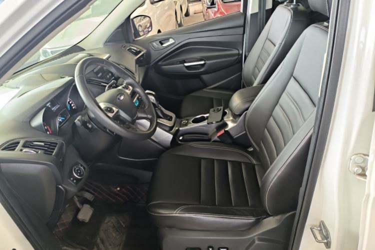 Used Ford Kuga 2015 1.5L GTDi Four-Wheel-Drive Elite Model Left Front Seat