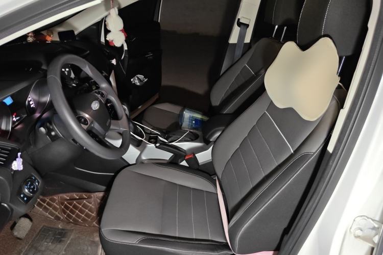 Used Ford Kuga 2015 1.5L GTDi Two-Wheel-Drive Comfort Model Left Front Seat
