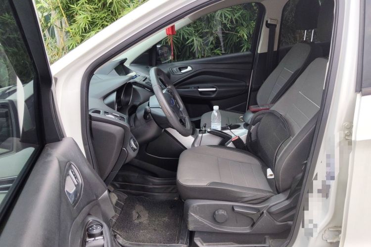 Used Ford Kuga 2015 1.5L GTDi Two-Wheel-Drive Comfort Model Left Front Seat