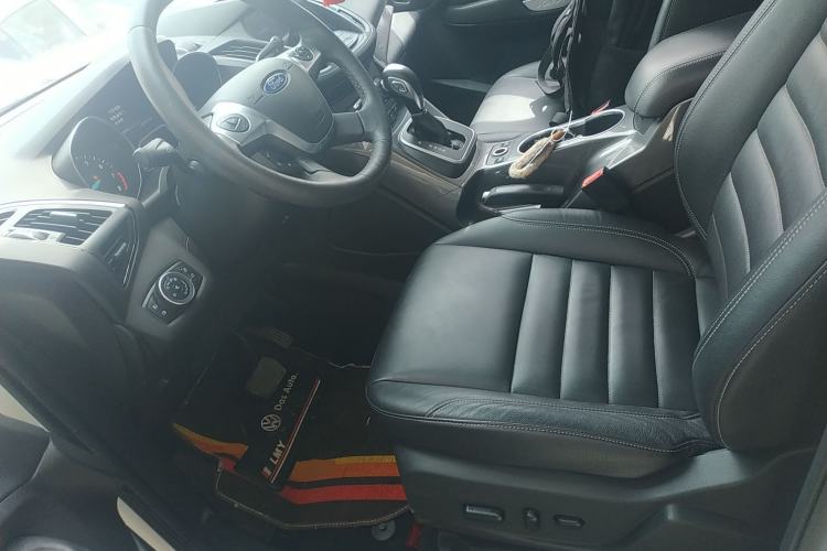 Used Ford Kuga 2015 1.5L GTDi Four-Wheel-Drive Elite Model Left Front Seat