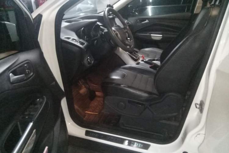 Used Ford Kuga 2015 1.5L GTDi Two-Wheel Drive Fashion Edition Left Front Seat
