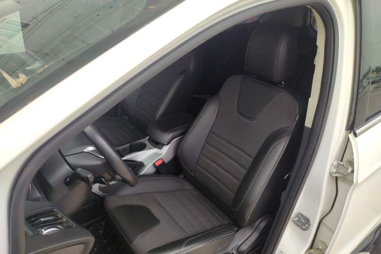 Used Ford Kuga 2015 1.5L GTDi Two-Wheel Drive Fashion Edition Left Front Seat
